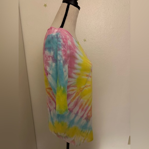One-of-a-kind tie-dyed short sleeve T-shirt - Picture 2 of 4